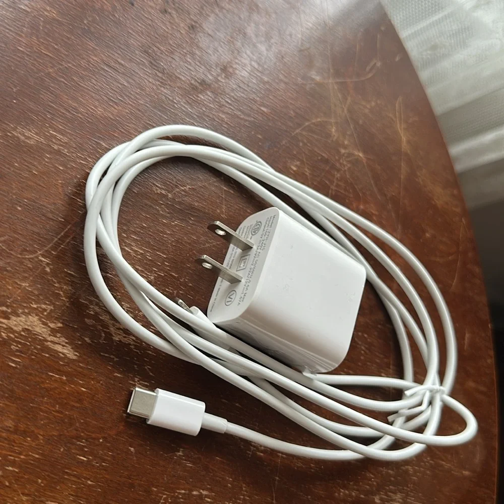 White USB Wall Charger with Cable